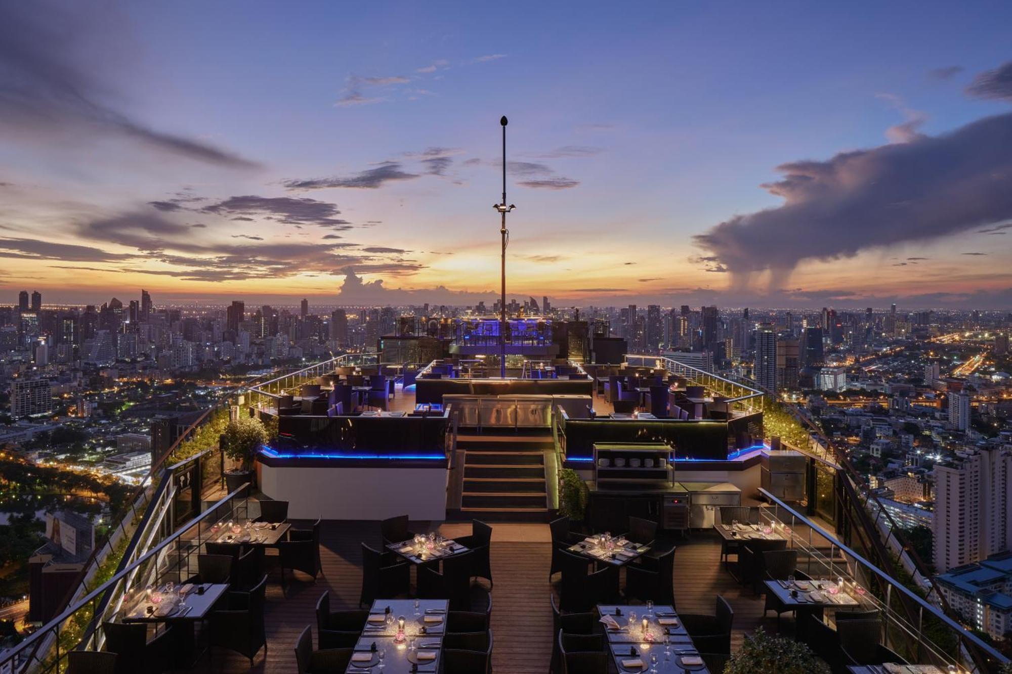 Banyan Tree Bangkok Hotel Exterior foto